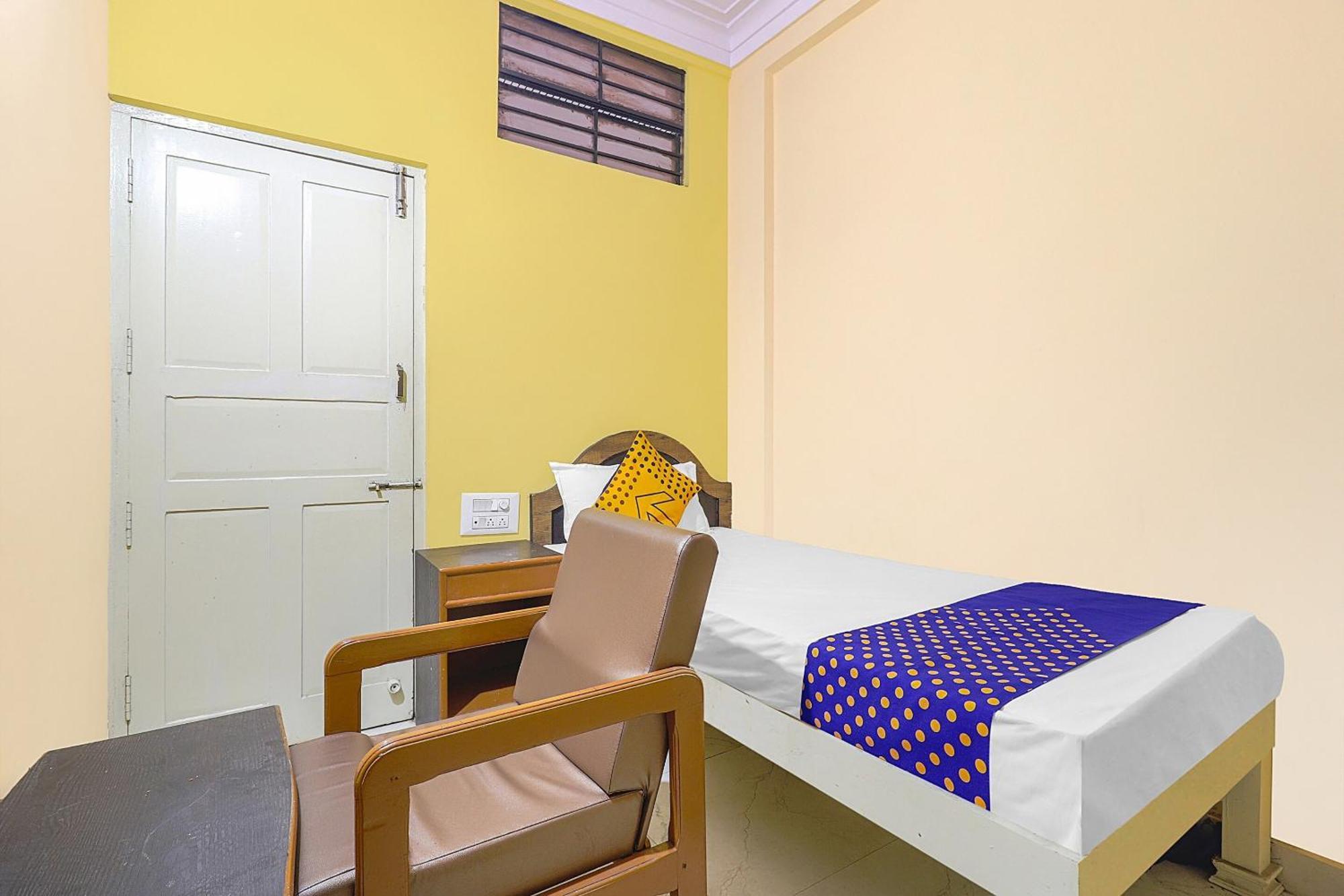 Hotel O Vasavi Residency Бангалор Екстериор снимка